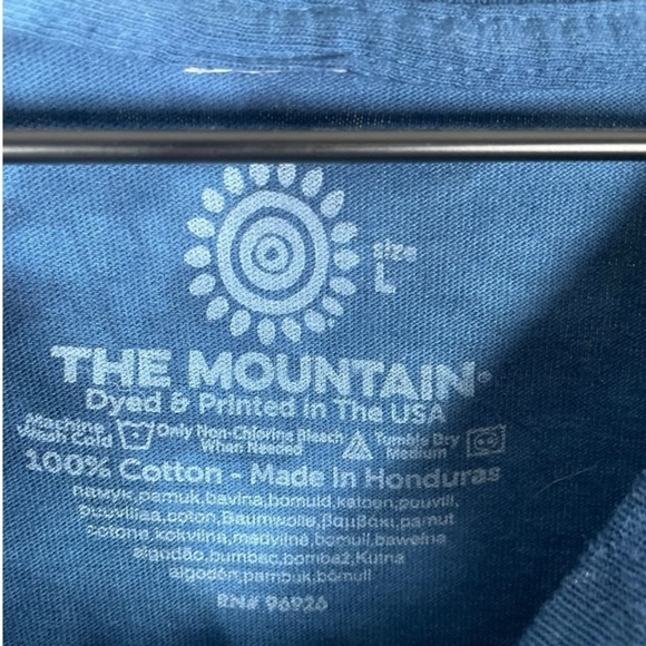 The Mountain Men’s Blue  Cotton Tie Dye Shark T-shirt Size Large - Picture 2 of 3